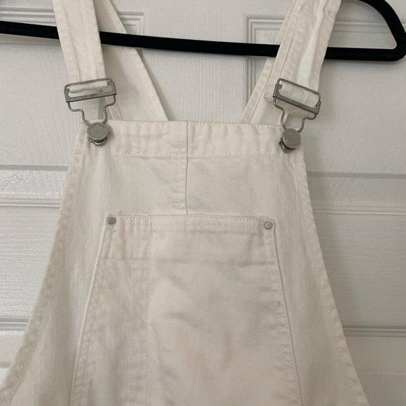 Blank NYC White Overall Distressed Shorts - I114 - Picture 2 of 5